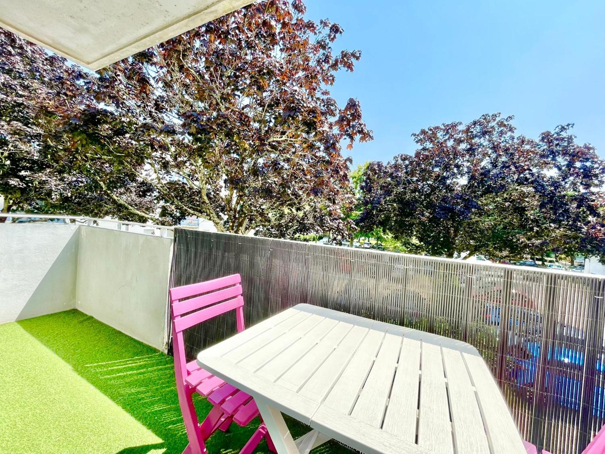 Smile Apparts - Appartements - Au Coeur De Lorient - Au Calme - Tout Confort Exterior photo